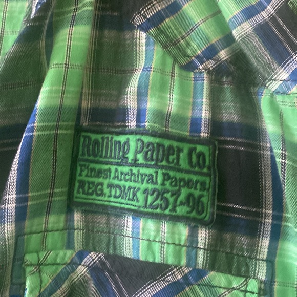 Rolling paper brand lumberjack long sleeve button up - Picture 3 of 5